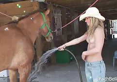 Seksi sarışın yumruk ve dildolar eski yeşilçam filmleri erotik