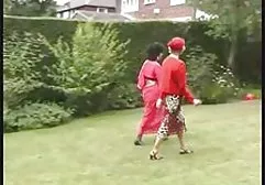 Banyosunda kız www yeşilçam erotik arkadaşı berbat ve Sikikleri