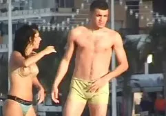 Asya yaklaşık yeşilcam seks film bir deli gömleği oynuyor